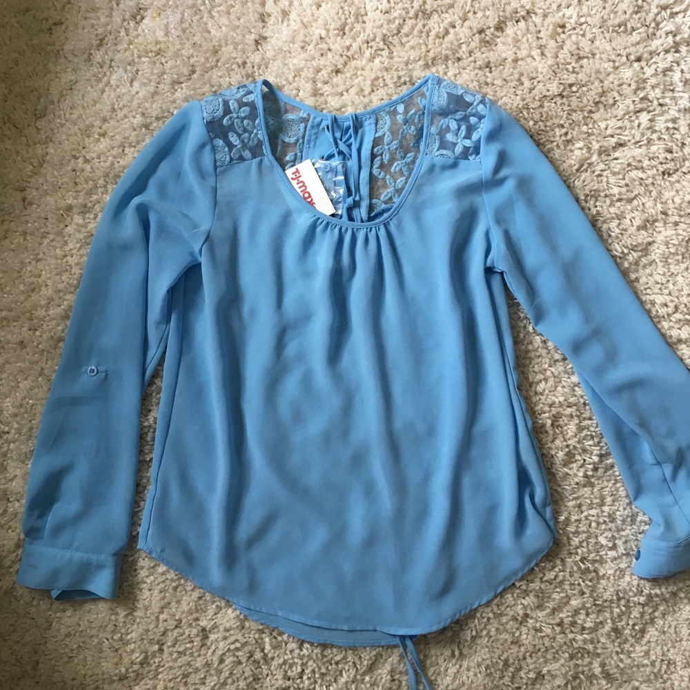 Women's blouse
